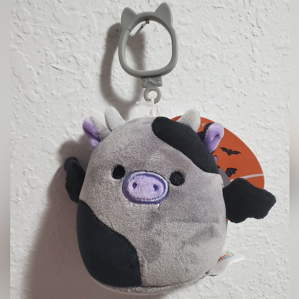 Bridgette, The Cow Bat Squishmallow, 3" Clip